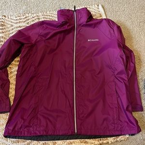 2x Columbia rain jacket never worn